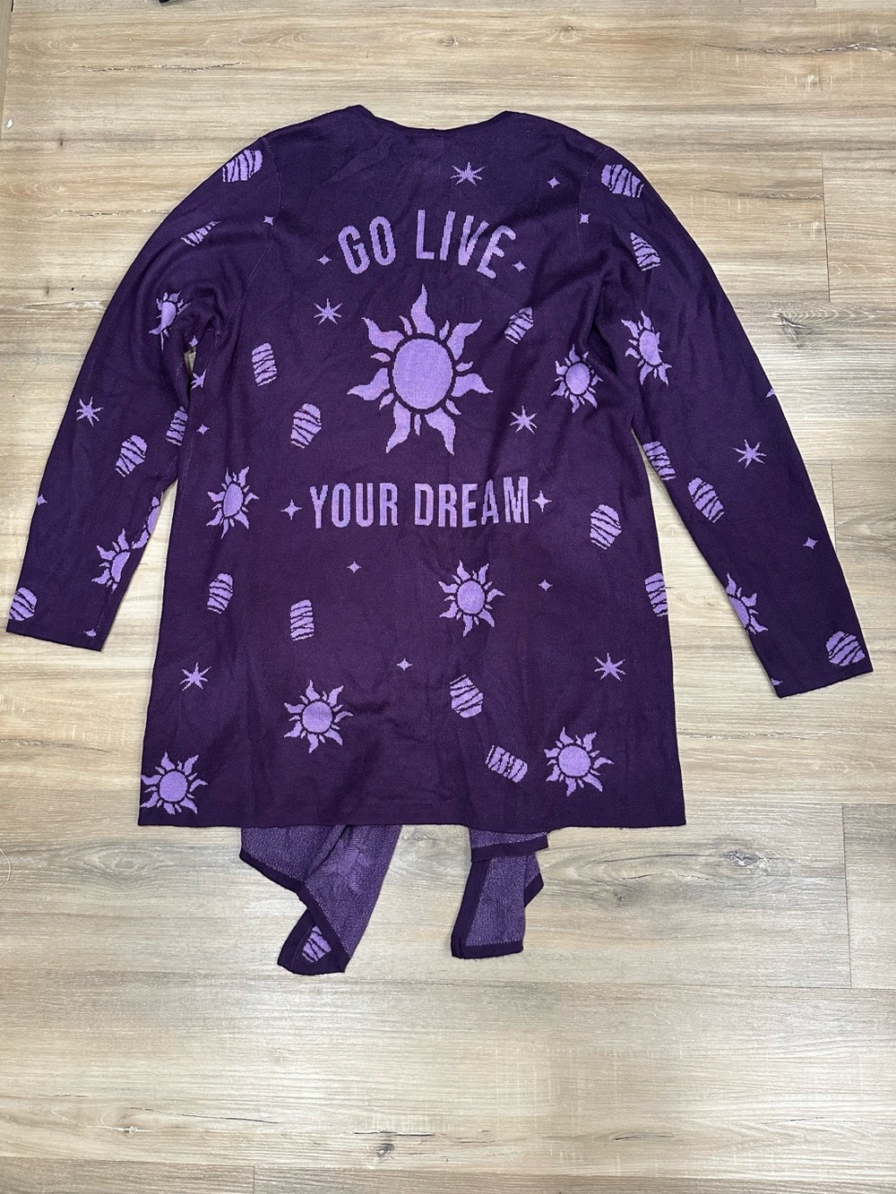 Disney Princess Tangled Rapunzel “Go Live Your Dream” Cardigan – Size large